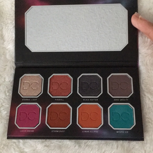 8 colors eyeshadow palette - Picture 2 of 4